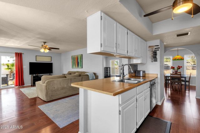 6401 E Voltaire Avenue, Scottsdale, AZ 85254