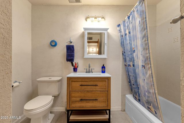 6401 E Voltaire Avenue, Scottsdale, AZ 85254