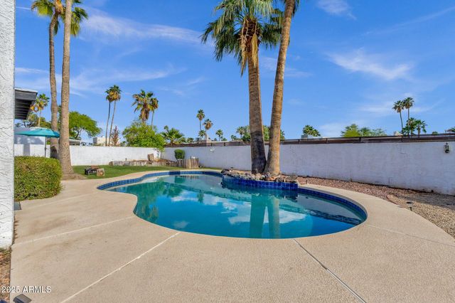 6401 E Voltaire Avenue, Scottsdale, AZ 85254