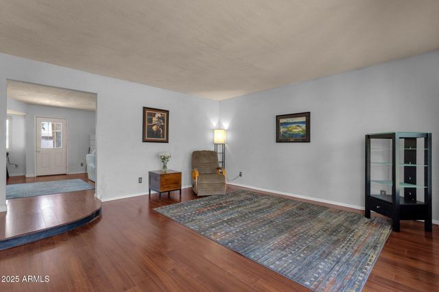 6401 E Voltaire Avenue, Scottsdale, AZ 85254