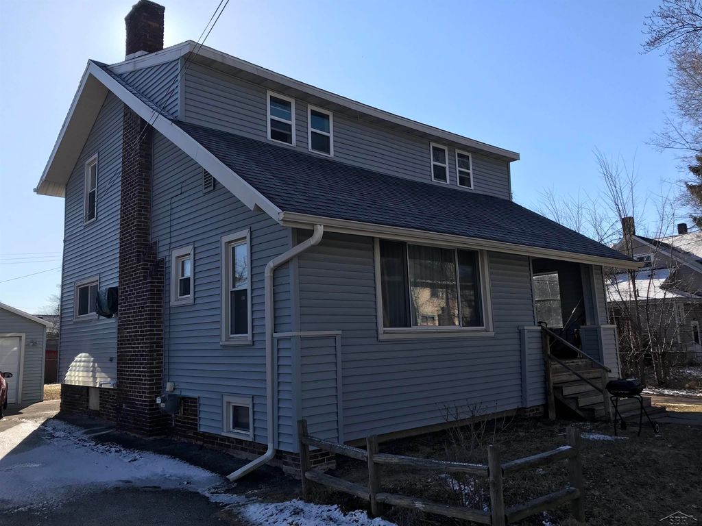 2114 Hanchett Street, Saginaw, MI 48602