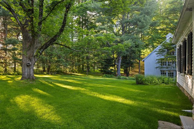 66 Pound Ridge Road, Bedford, NY 10506