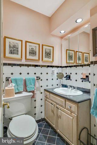 2125 BRANDYWINE ST, Philadelphia, PA 19130