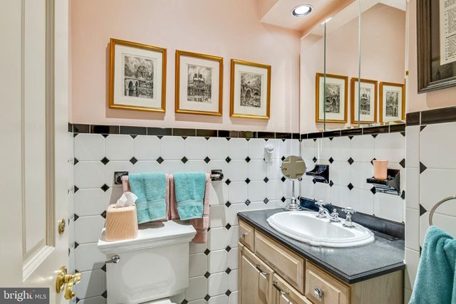 2125 BRANDYWINE ST, Philadelphia, PA 19130
