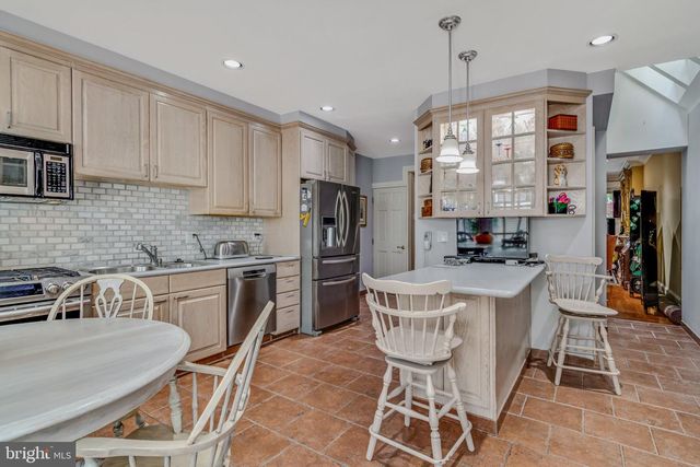 2125 BRANDYWINE ST, Philadelphia, PA 19130