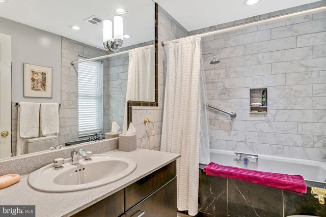 2125 BRANDYWINE ST, Philadelphia, PA 19130