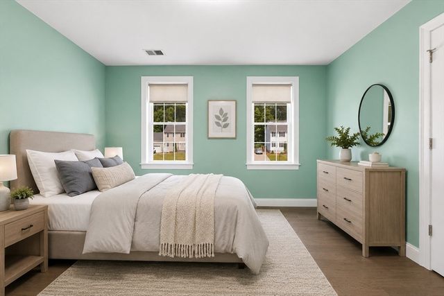 103 Mceachron Dr, Stoughton, MA 02072