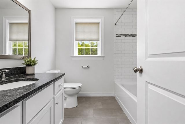 103 Mceachron Dr, Stoughton, MA 02072