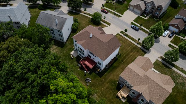 105 Black Hill Drive, Streamwood, IL 60107