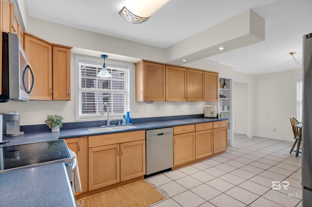 160 Country Club Drive, Daphne, AL 36526