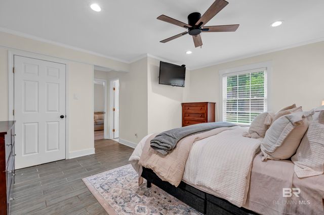 160 Country Club Drive, Daphne, AL 36526