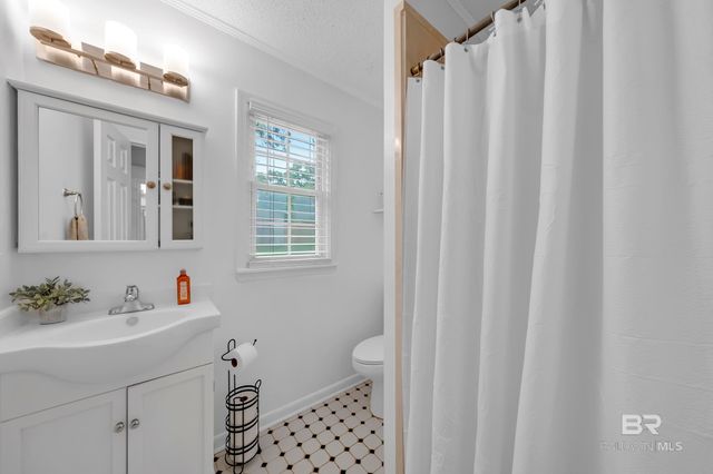 160 Country Club Drive, Daphne, AL 36526