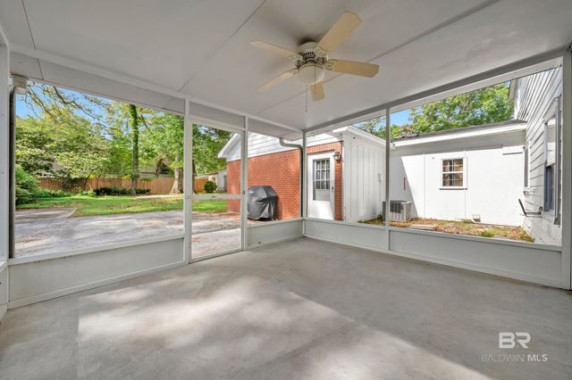 160 Country Club Drive, Daphne, AL 36526