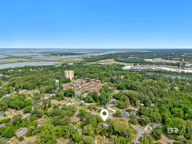 160 Country Club Drive, Daphne, AL 36526