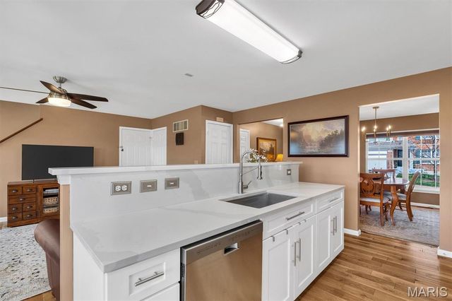 3572 Pearson Pointe Court, St Louis, MO 63129