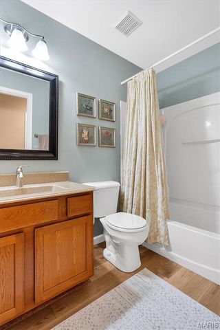 3572 Pearson Pointe Court, St Louis, MO 63129