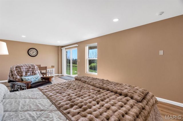 3572 Pearson Pointe Court, St Louis, MO 63129