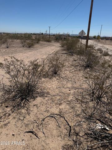 2531 S HASSAYAMPA Road 83, Tonopah, AZ 85354