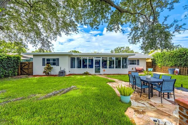 1636 LEISURE DRIVE, Clearwater, FL 33756