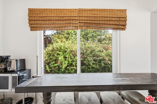 3743 Mclaughlin Avenue 12, Los Angeles, CA 90066