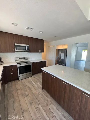 1990 E Calle Felicia, Palm Springs, CA 92262