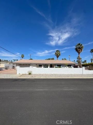 1990 E Calle Felicia, Palm Springs, CA 92262