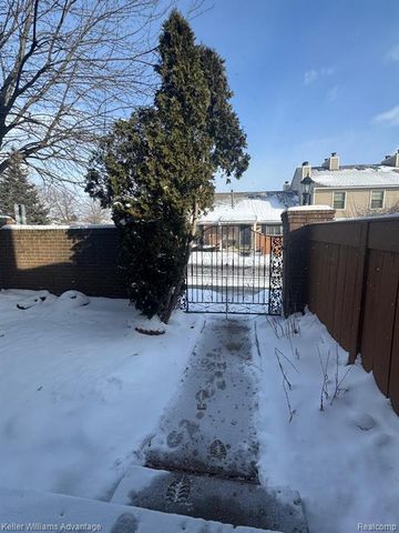 22313 Peachtree, Novi, MI 48375