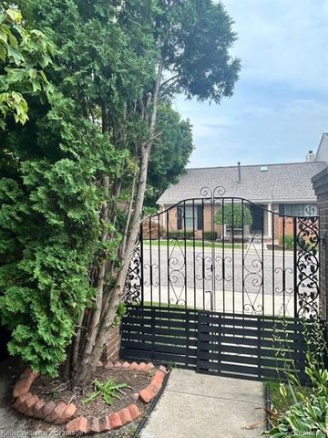 22313 Peachtree, Novi, MI 48375