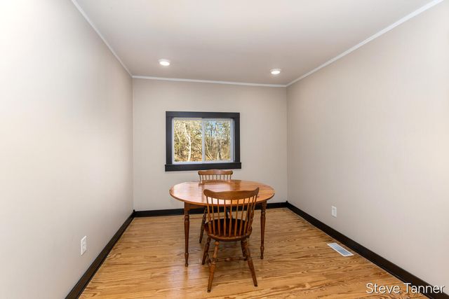 5423 E Howard City-Edmore, Cedar Lake, MI 48829