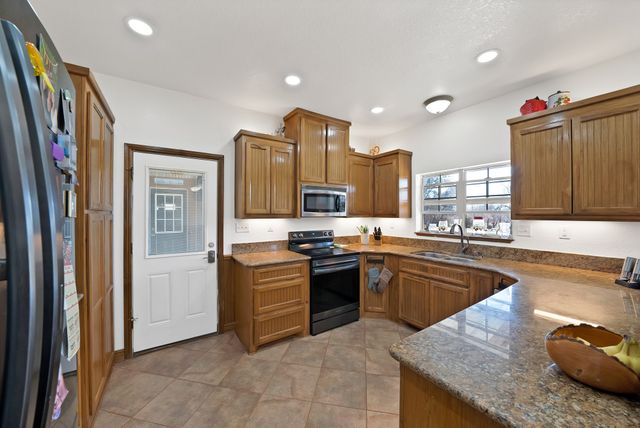 151 Roble Court, Weatherford, TX 76088