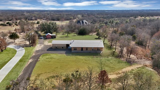 151 Roble Court, Weatherford, TX 76088