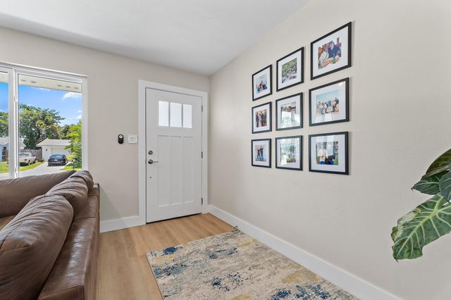 417 PHILADELPHIA Drive, Jupiter, FL 33458