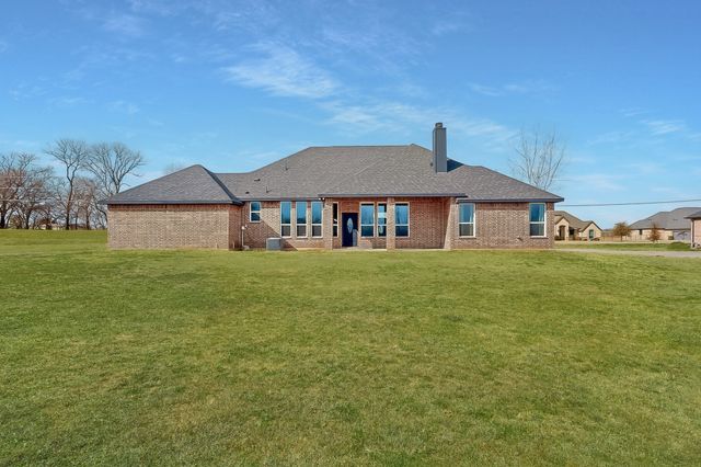 129 Altom Road, Springtown, TX 76082