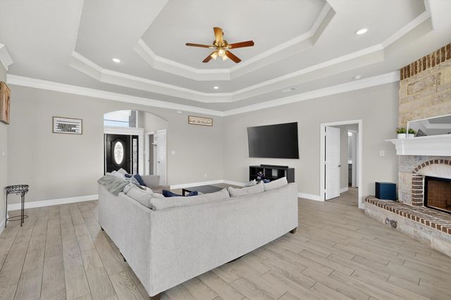 129 Altom Road, Springtown, TX 76082