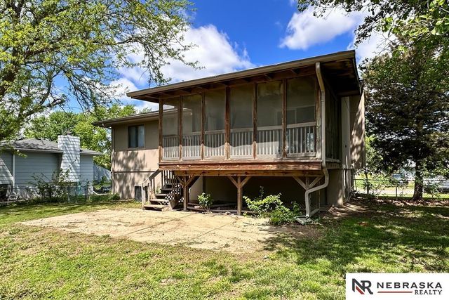 14509 Willow Creek Drive, Omaha, NE 68138