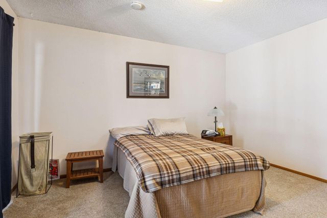 1022 20th Avenue N, South Saint Paul, MN 55075