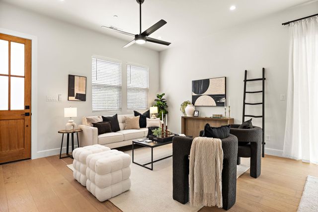 7812 Hardy DR 3, Austin, TX 78757