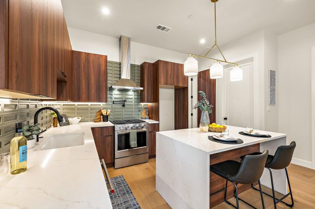 7812 Hardy DR 3, Austin, TX 78757