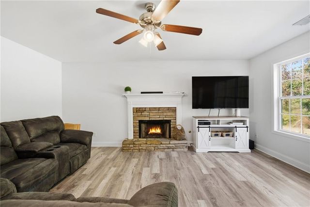 233 E Skyline View, Dallas, GA 30157