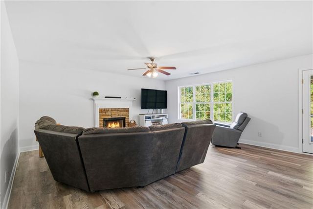 233 E Skyline View, Dallas, GA 30157