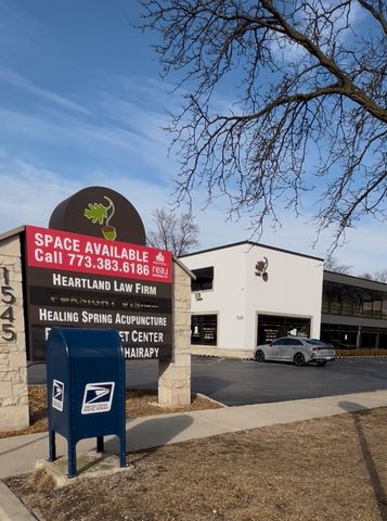 1545 Waukegan Road 2-8, Glenview, IL 60025