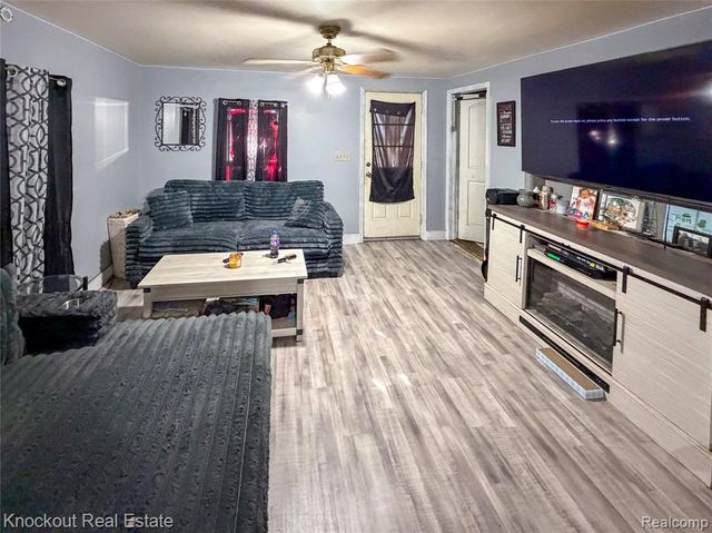 3916 Mackinaw Street, Saginaw, MI 48602