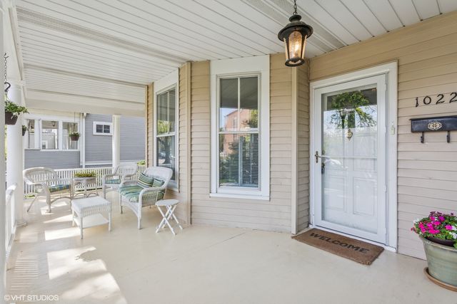1022 Elmwood Avenue, Evanston, IL 60202