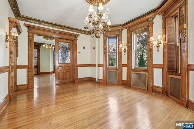 7722 Broadway, North Bergen, NJ 07047