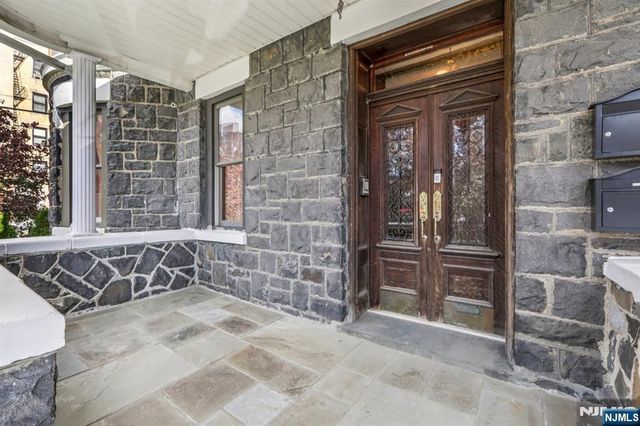 7722 Broadway, North Bergen, NJ 07047