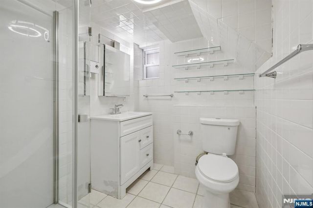 7722 Broadway, North Bergen, NJ 07047