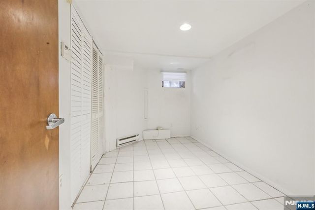 7722 Broadway, North Bergen, NJ 07047