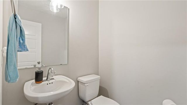 3813 SW Maryville Place, Lee's Summit, MO 64082