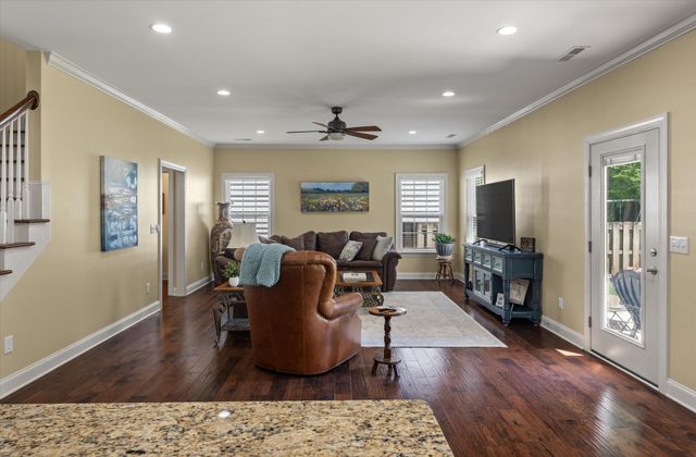 1904 Chestnut Oak Lane, Charleston, SC 29414