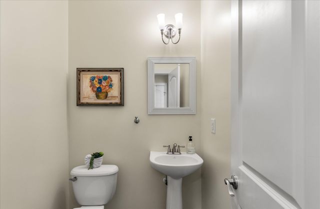1904 Chestnut Oak Lane, Charleston, SC 29414